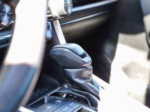 Used 2024 Toyota RAV4 XLE image 21