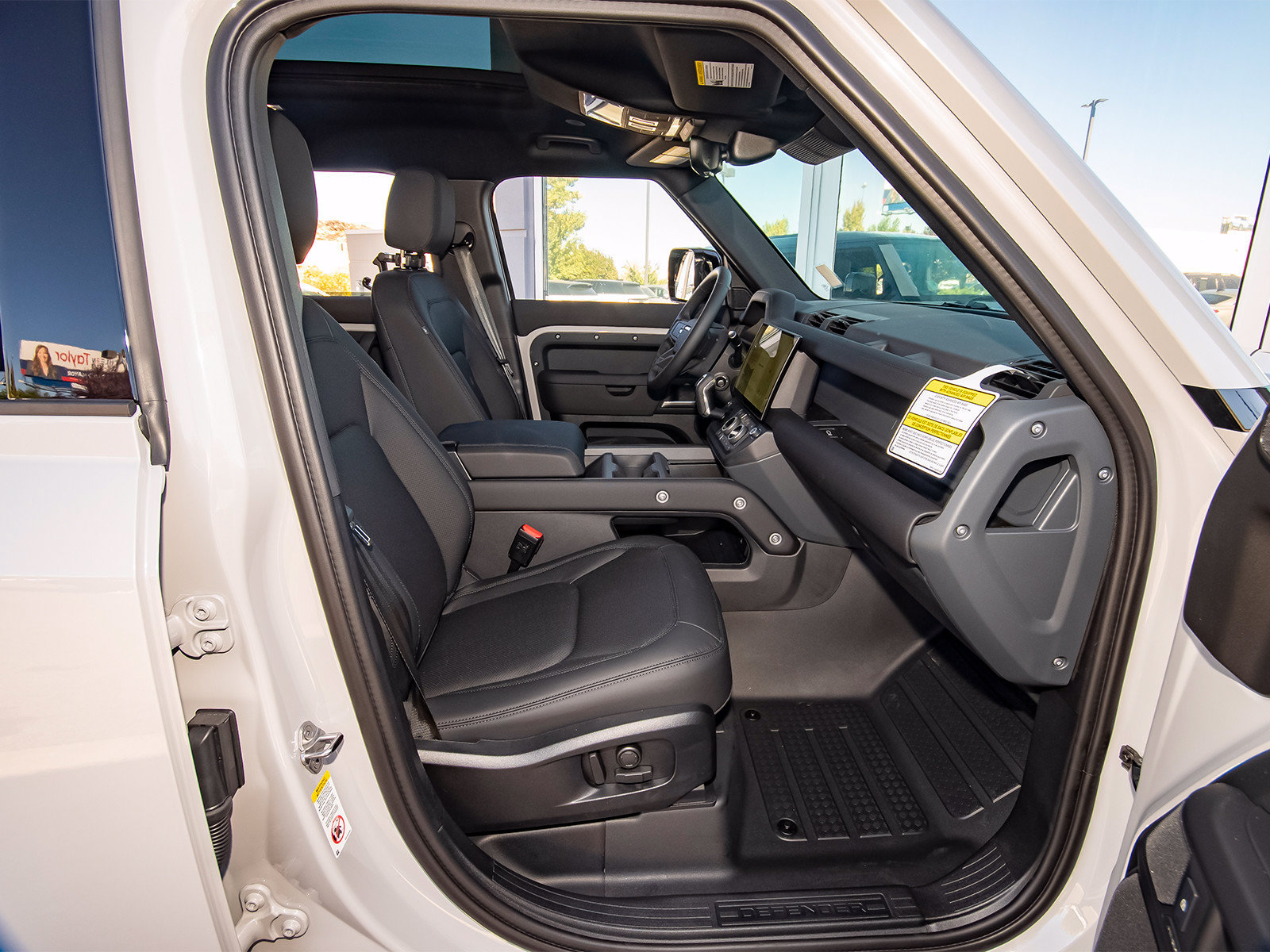 New 2026 Land Rover Defender 110 S AWD/4WD image 38