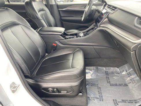 Used 2023 Jeep Grand Cherokee L Limited image 26