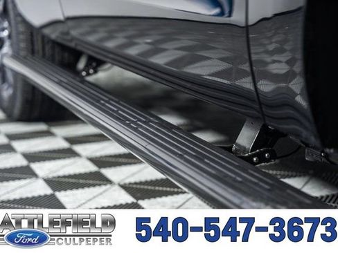 New 2025 Ford Expedition Platinum w/ Stealth Performance Package image 22