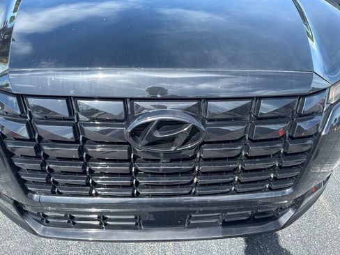 Used 2025 Hyundai Palisade Calligraphy AWD/4WD image 3