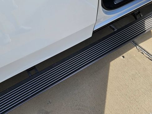 New 2026 Jeep Grand Wagoneer L Summit AWD/4WD image 7