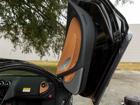 Used 2025 McLaren GTS image 72