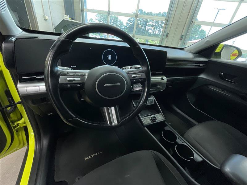 Used 2024 Hyundai Kona SEL w/ Convenience Package FWD image 13