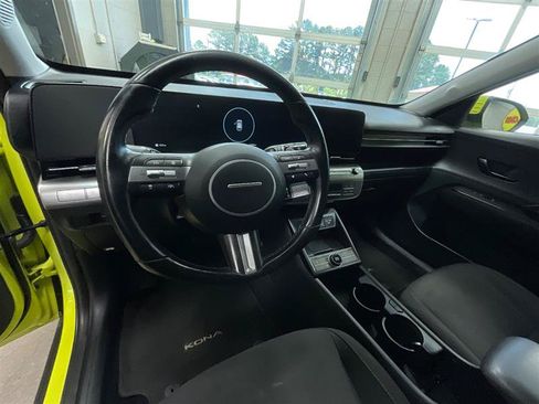 Used 2024 Hyundai Kona SEL w/ Convenience Package FWD image 13