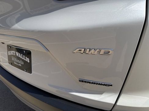 Used 2018 Honda CR-V Touring image 6