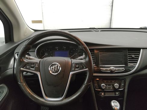 Used 2022 Buick Encore Preferred w/ Safety Package FWD image 22