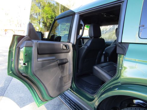 New 2025 Ford Bronco Outer Banks image 13