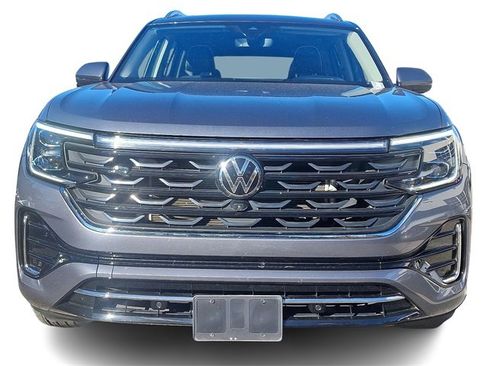 Used 2024 Volkswagen Atlas SEL Premium R-Line image 2