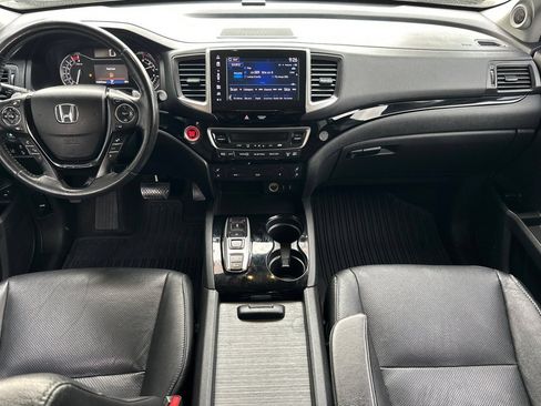 Used 2017 Honda Pilot Elite image 13