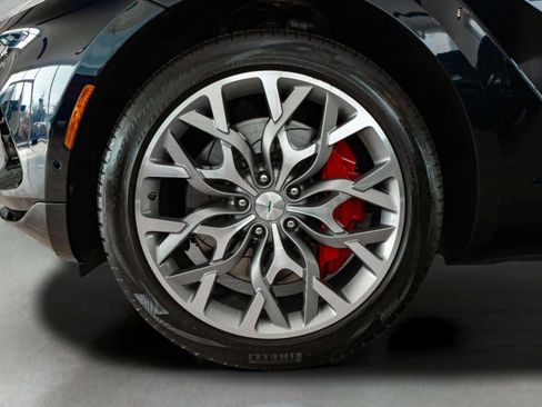 Used 2023 Aston Martin DBX AWD/4WD image 8