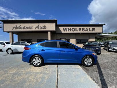 Used 2017 Hyundai Elantra SE