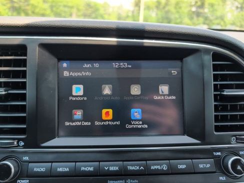Used 2018 Hyundai Elantra Value Edition FWD image 20