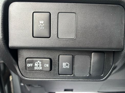 Used 2023 Toyota Tacoma SR image 16