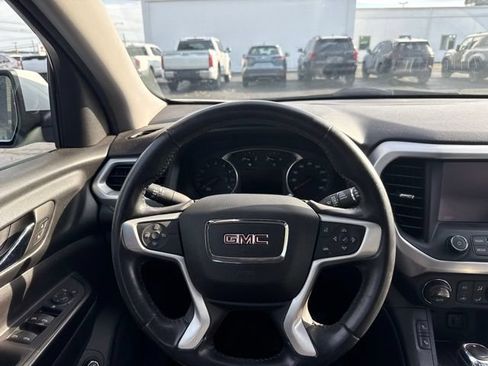 Used 2018 GMC Acadia SLT AWD/4WD image 10