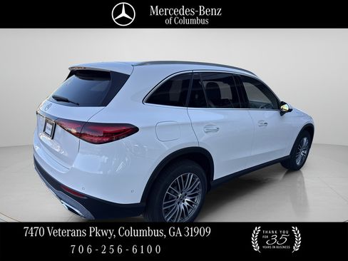 Certified 2026 Mercedes-Benz GLC 300 image 5