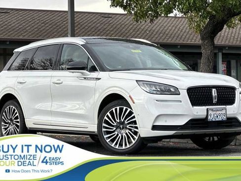 Used 2022 Lincoln Corsair Reserve w/ Equipment Group 201A image 1