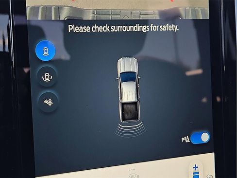 New 2025 Ford Ranger XLT w/ Black Appearance Package image 13