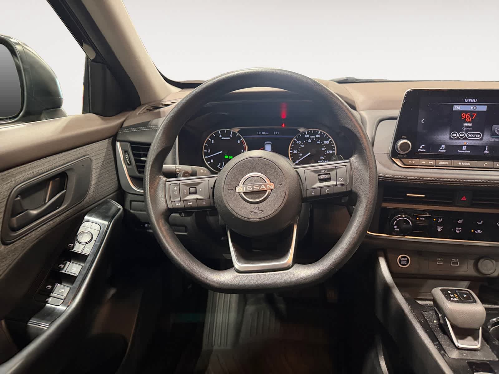 Used 2023 Nissan Rogue S FWD image 13