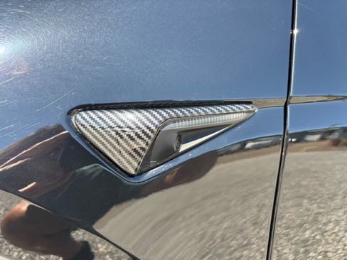 Used 2021 Tesla Model Y Performance image 34
