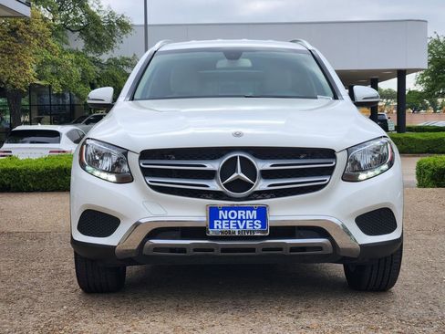 Used 2018 Mercedes-Benz GLC 300 4MATIC image 2