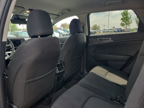 Certified 2023 Kia Sportage LX AWD/4WD image 10