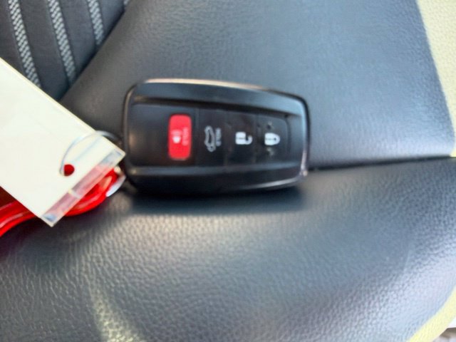 Used 2023 Toyota Highlander XSE AWD/4WD image 40