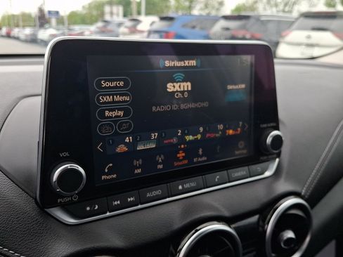 Certified 2020 Nissan Sentra SV FWD image 16