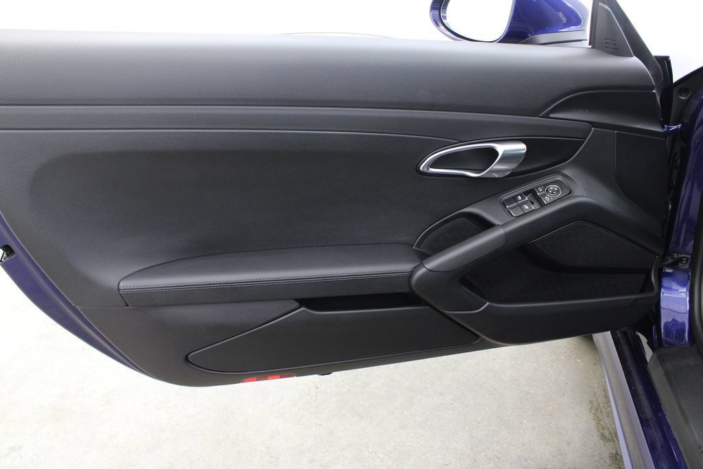 Certified 2022 Porsche 718 Boxster S RWD image 20