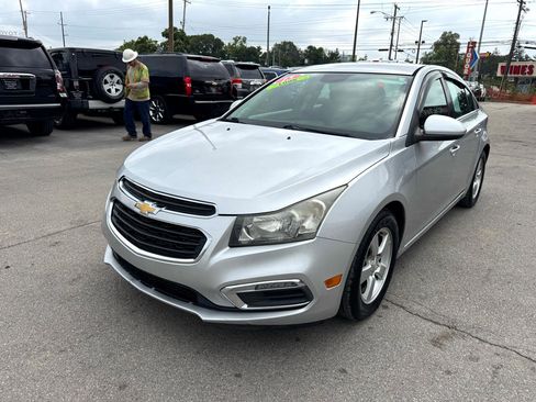 Used 2015 Chevrolet Cruze LT image 7