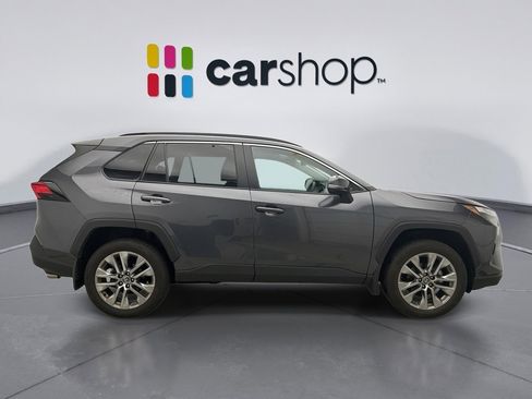Used 2023 Toyota RAV4 XLE Premium image 3