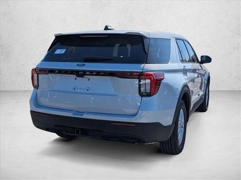 New 2026 Ford Explorer Active image 2