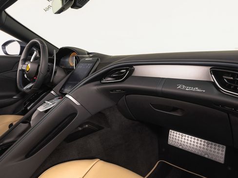 Certified 2025 Ferrari Roma Spider image 43