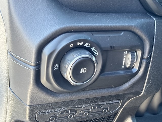 New 2027 Jeep Wrangler Unlimited Sahara AWD/4WD image 20