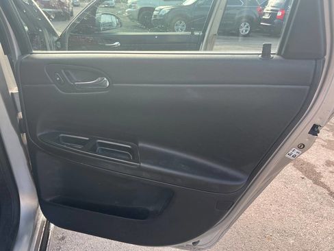 Used 2006 Chevrolet Impala LS FWD image 8