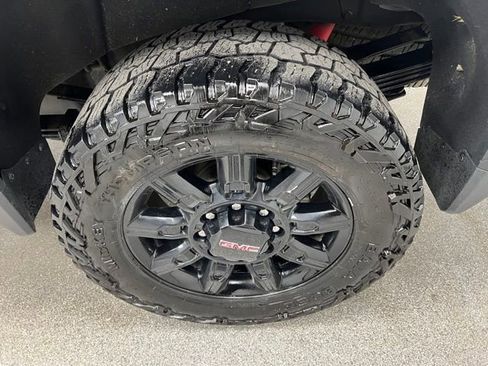 Used 2024 GMC Sierra 3500 AT4 w/ AT4 Premium Plus Package AWD/4WD image 16