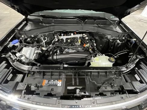 Used 2026 Ford Explorer Active w/ Active Comfort Package image 21