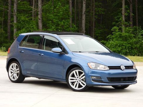 Used 2017 Volkswagen Golf SEL FWD image 12