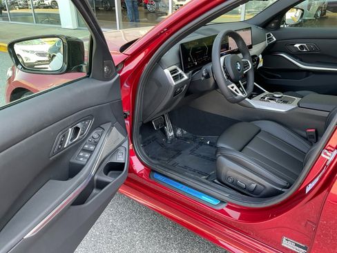New 2026 BMW 330i Sedan w/ M Sport Package image 31