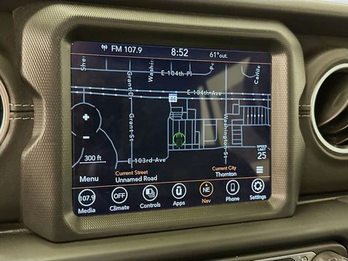 Used 2021 Jeep Wrangler Sahara image 22