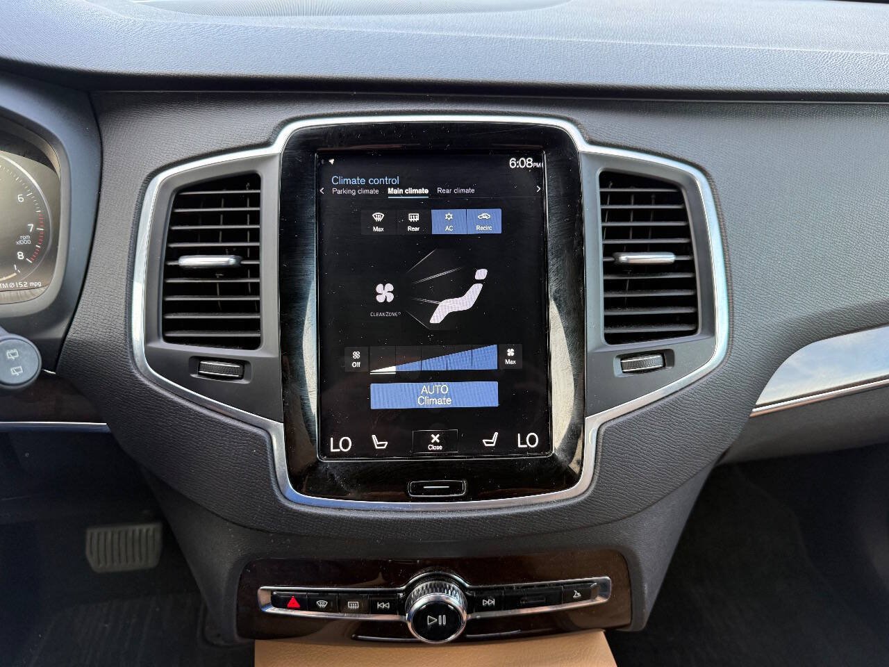 Used 2019 Volvo XC90 T6 Momentum w/ Advanced Package AWD/4WD image 20