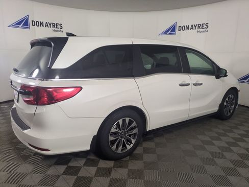 Used 2023 Honda Odyssey EX-L image 8