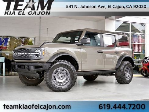 Used 2025 Ford Bronco Badlands AWD/4WD image 2