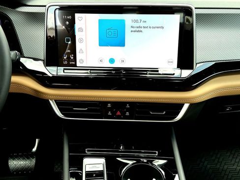 New 2026 Volkswagen Atlas Cross Sport SEL AWD/4WD image 20