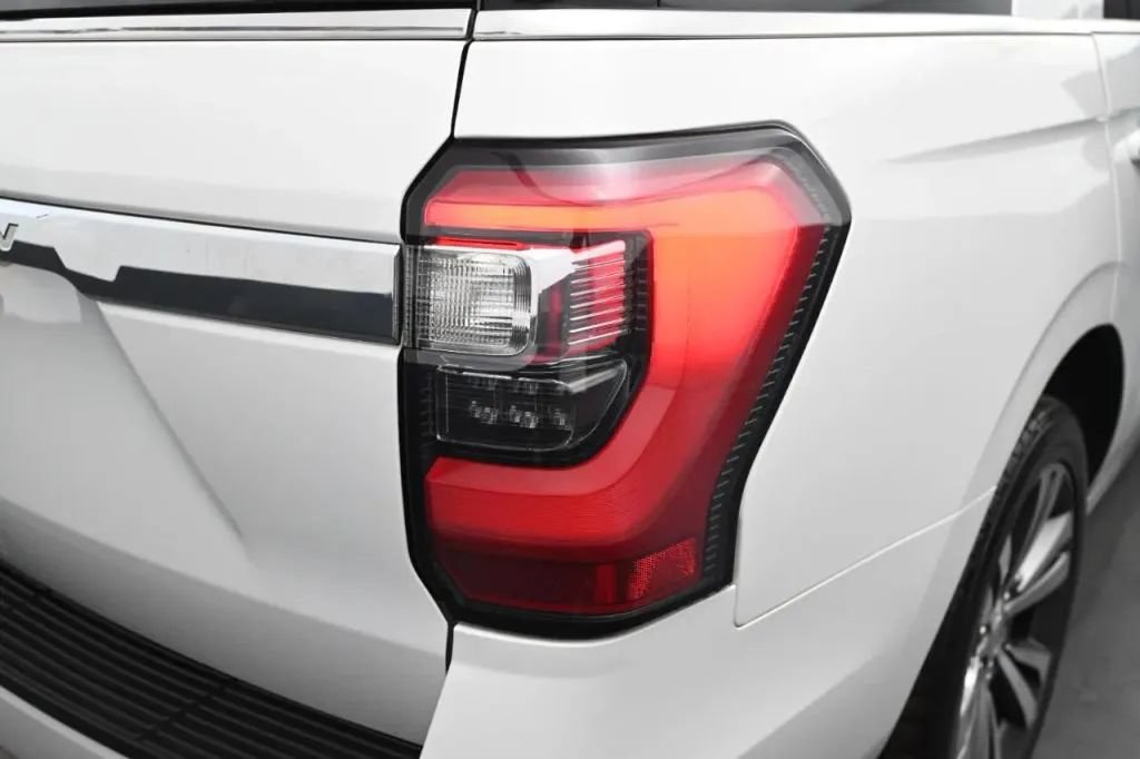 Used 2020 Ford Expedition King Ranch AWD/4WD image 14