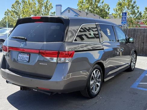 Used 2016 Honda Odyssey Touring image 5