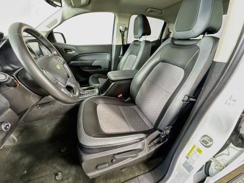 Used 2015 Chevrolet Colorado Z71 AWD/4WD image 25