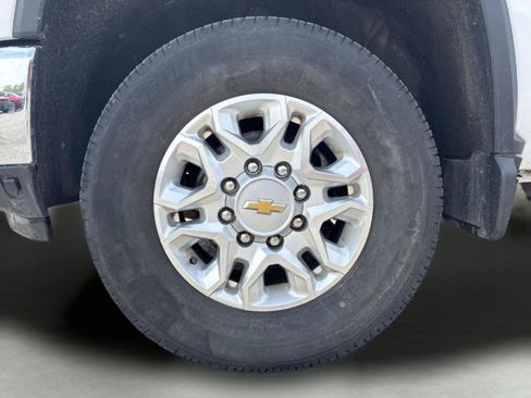 Used 2024 Chevrolet Silverado 2500 LT w/ True North Edition AWD/4WD image 30