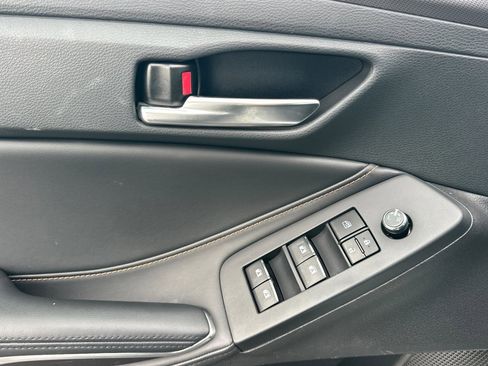 Used 2021 Toyota Avalon XSE w/ Carpet Mat Package (TMS) image 11