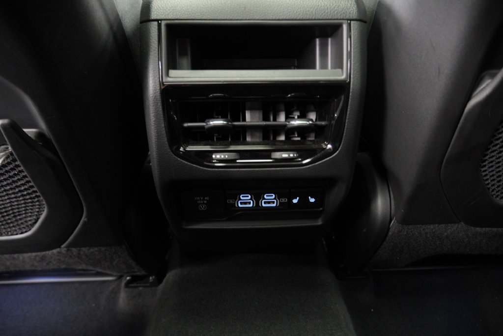 Certified 2025 Jeep Grand Cherokee Overland w/ Adv Protech Group III AWD/4WD image 23